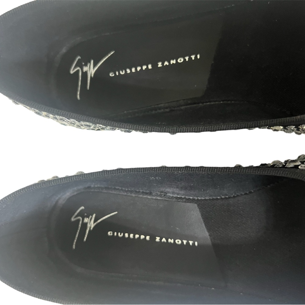 Giuseppe Zanotti Fancy Crystal Loafers with Black & Silver Embellishment Size 8 - Picture 7 of 17